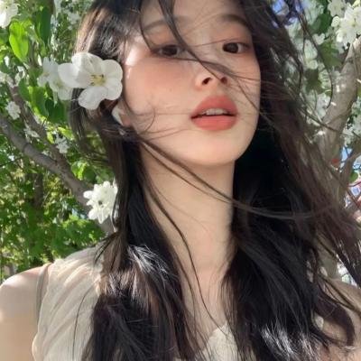 超级英雄女孩:星际游戏